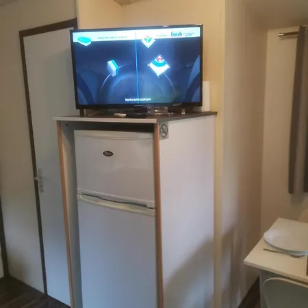Chalet 3 Chambres 6 Pers Tohapi 3 Etoiles- Direct Proprio- Plusieurs Logements Ivry-la-Bataille Room photo
